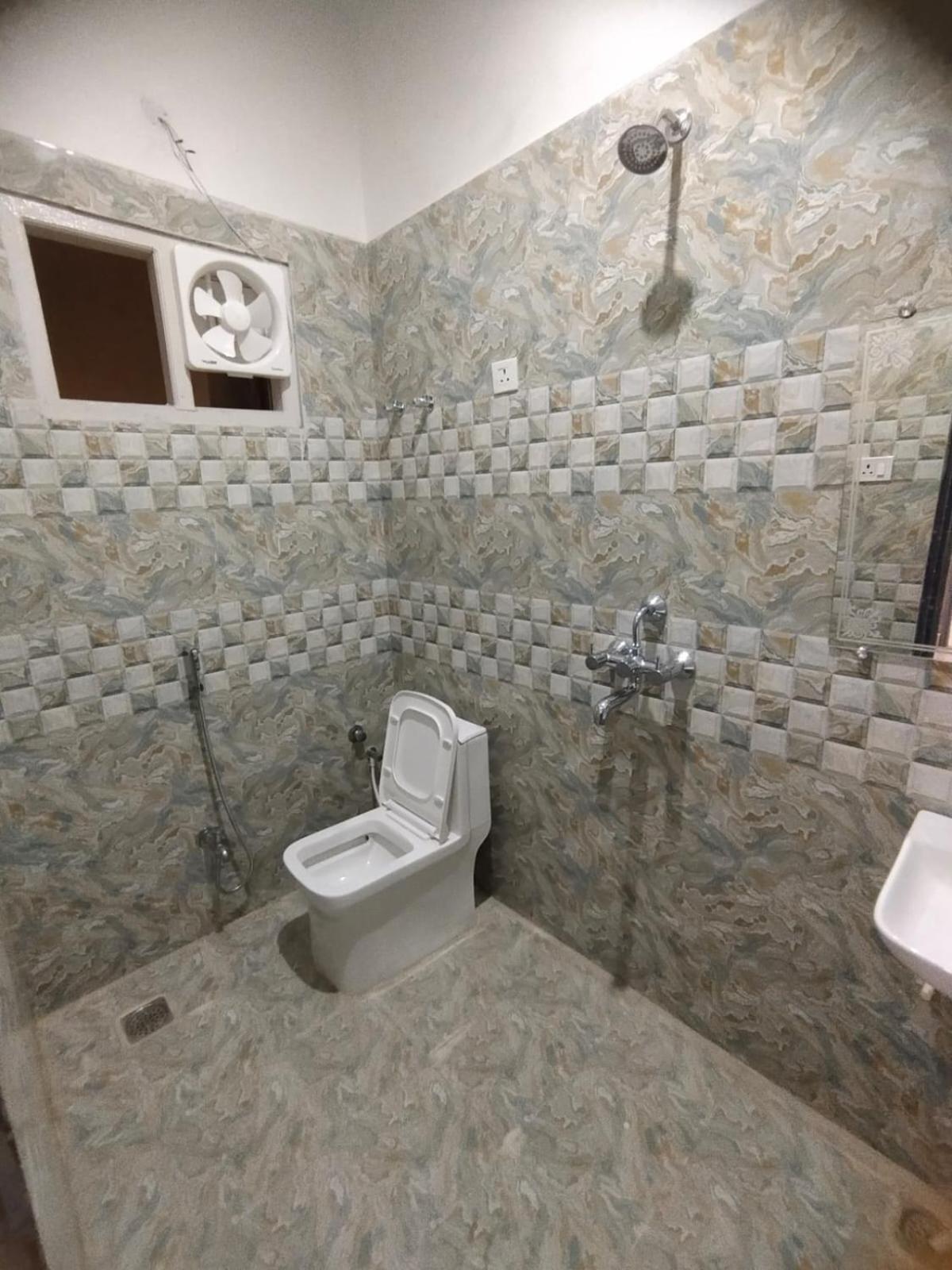 קאנפור Hotel Utsav Palace מראה חיצוני תמונה